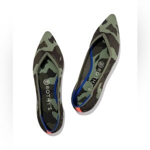 Rothy’s The Point in Olive Camo, Women’s flat shoes in size 8